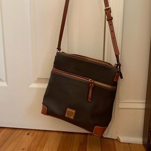 Dooney & Bourke Pebble Leather Crossbody Like New